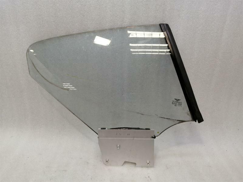 Bentley Continental GT W12 Right Quarter Glass 3W8845298D Door Window 1⁄4 Rear R