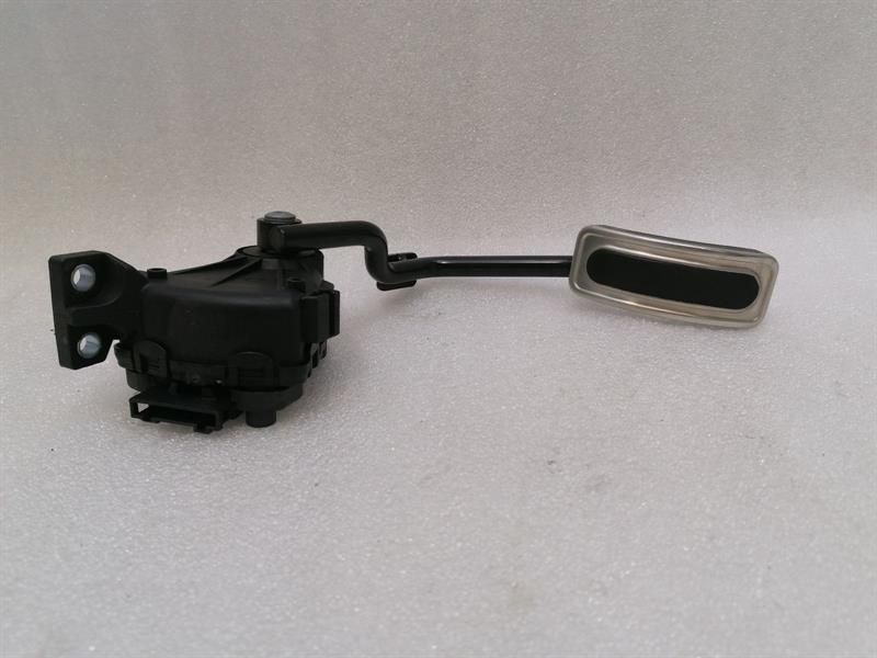 Bentley Continental GT W12 RHD gas pedal (electrical) 3W2721503A right hand drive