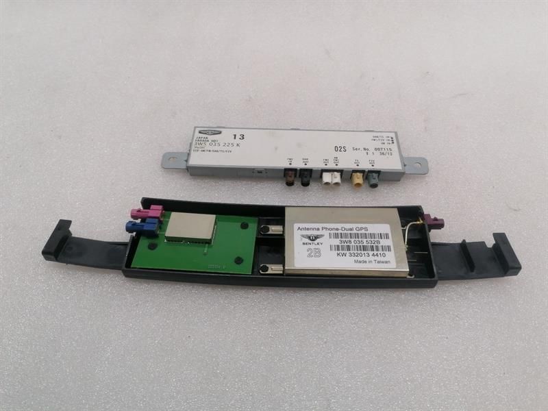 BENTLEY FLYING TRACK MK2 13-19 Aerial / Antenna Set 3W8035532B Antenna Set