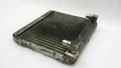 BMW 5 Series F10 550i N63 Engine Oil Cooler 7570103 Oil Cooler Cooler