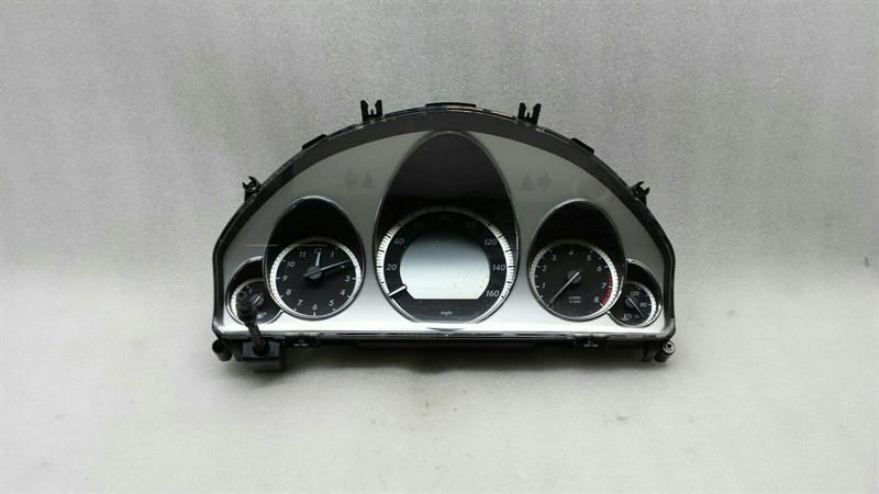 Mercedes E Class W212 Instrument Cluster A2129005004 Speedometer MPH