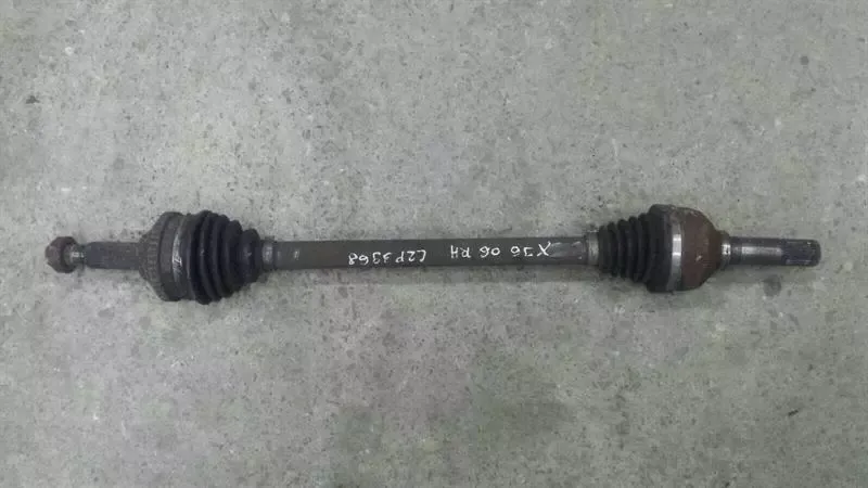 Jaguar XJ Drive Shaft Rear Right C2P3968 Rear Drive Shaft Diesel 2.7 05-07