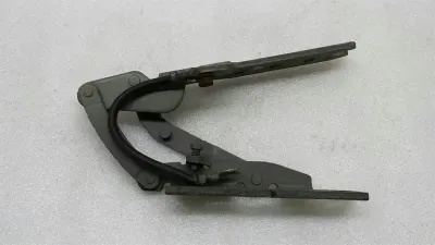 BMW 7 Series E65 Bonnet Hinge RHS 41618240334 Hood Hinge Right