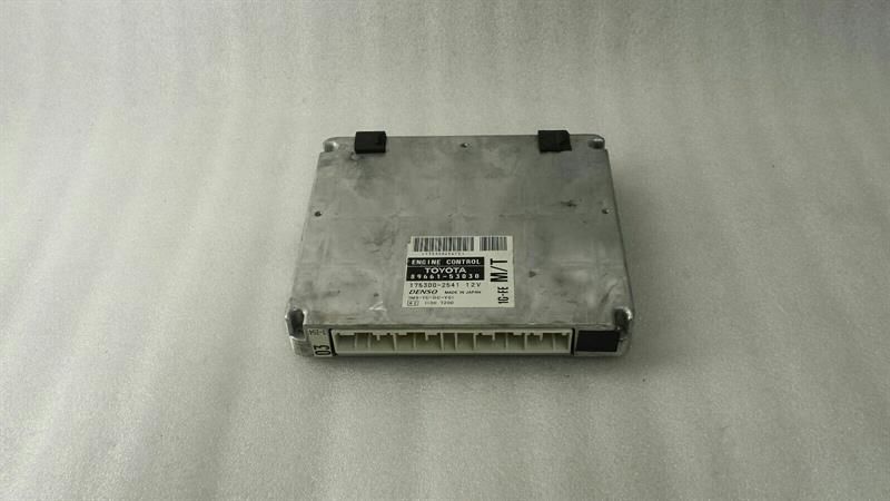 Lexus IS200 Engine ECU 89661-53030 Engine Control Unit 1999-2005 2.0