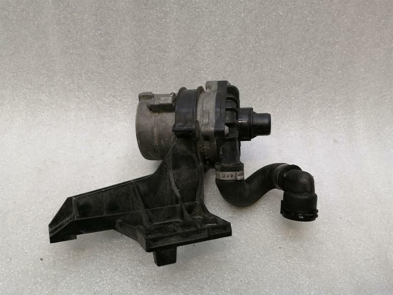 BMW 7 series F02 F01 additional cooling pump 11517566335 coolant pump pump