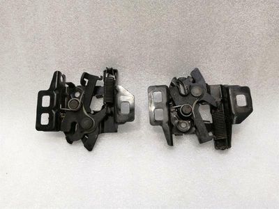 Chevrolet Corvette C6 Bonnet Lock 15910867 Hood Lock