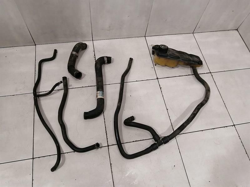 Chevrolet Corvette C6 Expansion Tank 10304487 Balancing Tank Cooling Water