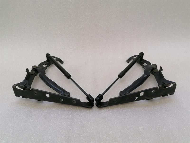 Chevrolet Corvette C6 Boat Hinge 25823644 Tailgate Hinge