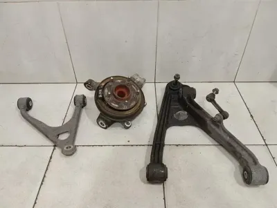 Chevrolet Corvette C6 Right Rear Hub 88965637 Wheel Bearing Case Rear Right