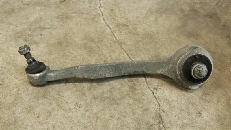 MERCEDES C Class W204 Left Front Wishbone A2043306711 Vorne Links Querlenker