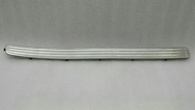 Volkswagen Touareg 7L FRH Door Sill 7L0853656C Door Chrome Strip Front Right