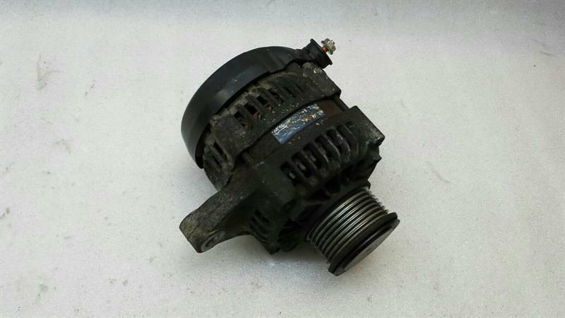 Toyota Hilux Alternator 270600L080 Alternator
