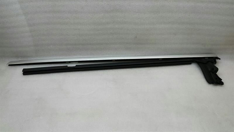 Mercedes CLS W219 RRH door chrome strip A2197350465 bay strip rear right