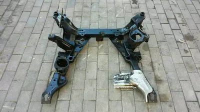 BMW 5 Series E60 Front Axle Carrier 6777362 Front Subframe 535xi X-Drive AWD