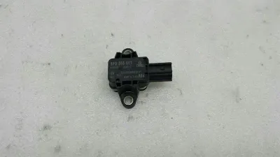 Audi A3 8P crash sensor 8P0955557 impact sensor