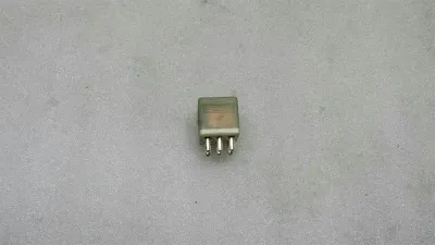 Mercedes G-Car W463 Relay 0015427819 Relay