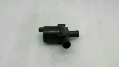 BMW 5 Series E61 E60 E63 E64 Additional Cooling Pump 6930550 Coolant Pump
