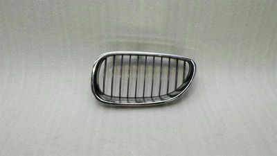 BMW 5 Series E60 Left Front Grill 7065701 Radiator Grille Left
