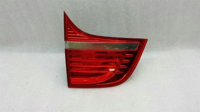 BMW X6 E71 tail light rear left 22421001 left rear light