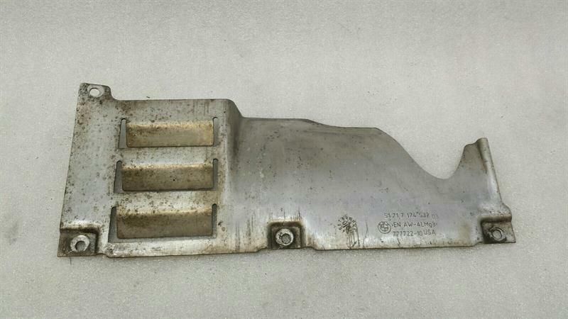 BMW Z4 E85 E86 Gearbox Air duct 7174532 Gearbox Fairing