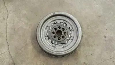 Audi TT 2.0 TFSI CES Double Mass Flywheel + Clutch 06J105266T flywheel 45000KM