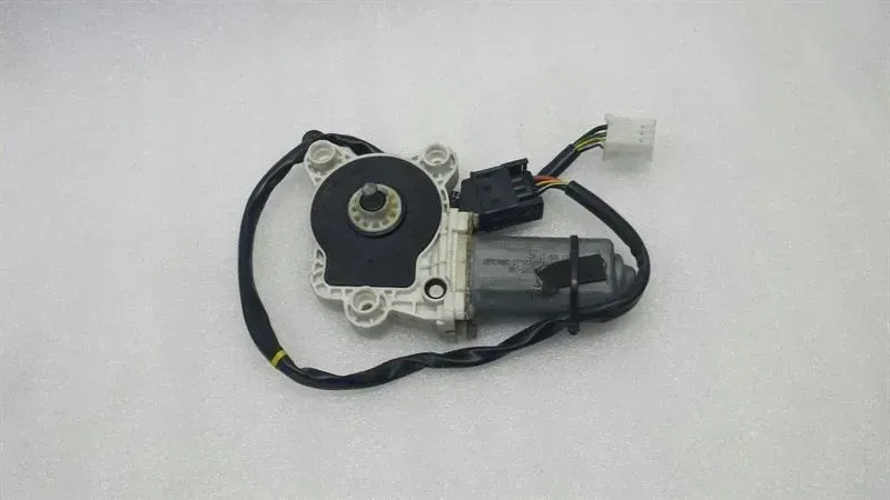 Mercedes S-class W220 door window engine A2118201742 power window motor front