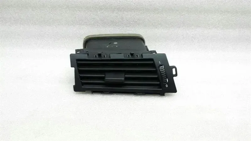 BMW 5 Series E60 RHD Left Air Vent 6913707 Right Hand Drive
