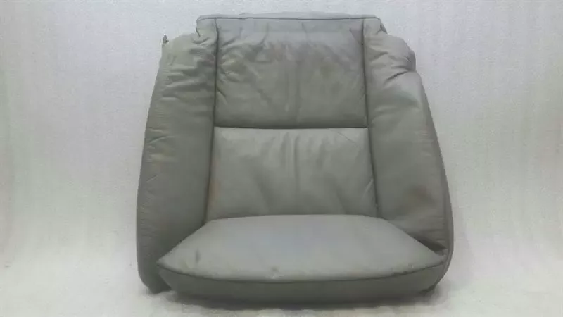 BMW 5 Series E60 front right seat lower pad 7076641 seat front right comfort