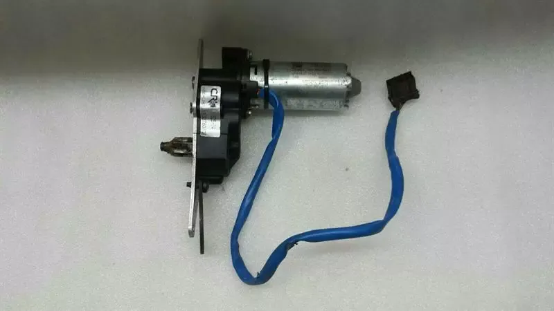 Mercedes SL R230 SEAT ENGINE A2308201142 seat engine adjusting motor