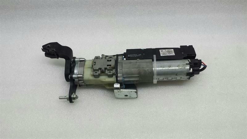 Audi Q7 4L boat lid electrical motor 4L0910945 rear flap motor right