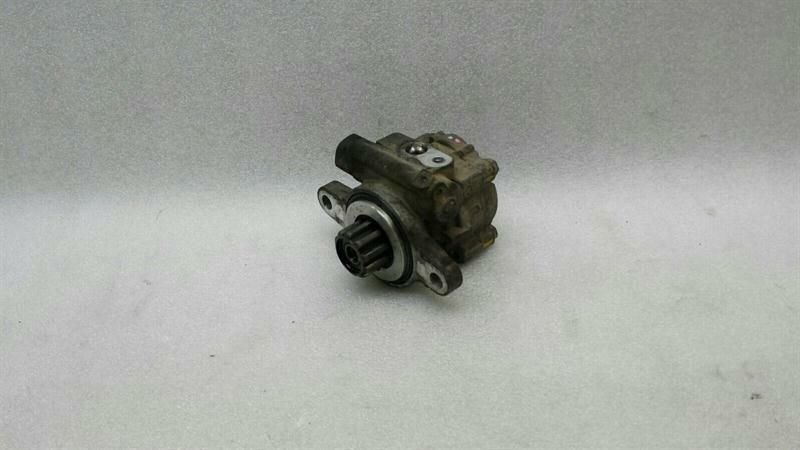 Toyota Hilux Power Steering Pump Servo Pump 1KDFTV