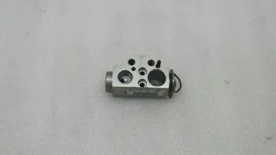 Volkswagen Touareg 7L Heater Valve 7L0820679C expansion valve heat exchanger