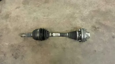 Audi Q7 4L Left Front Drive Shaft 7P0407271B Drive Shaft Front Left