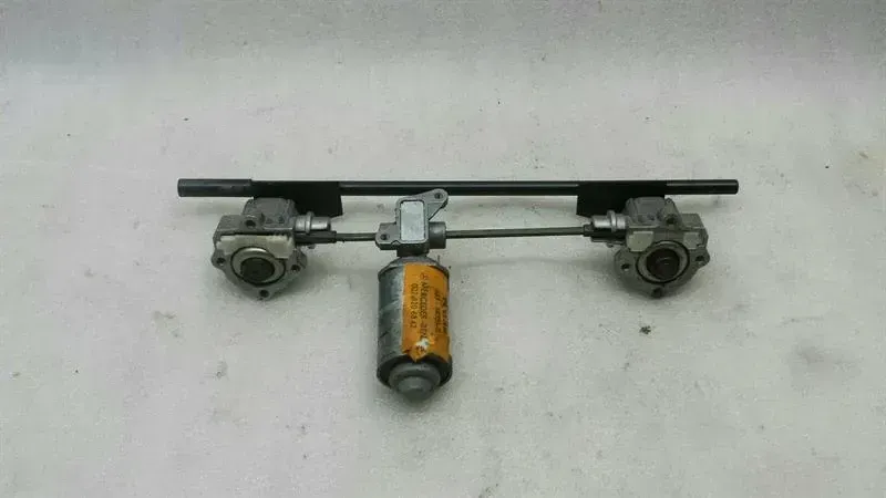 Mercedes G-Wagen W463 Right Seat Rake Adjustment A0028206842 Seat Engine Right