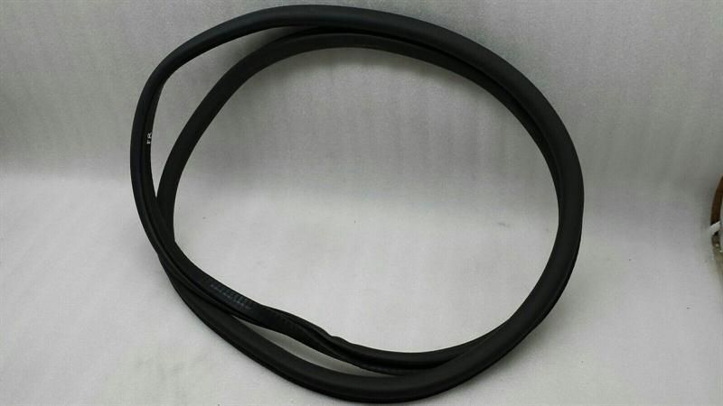 BMW 7 Series F01 Front Door Seal 7177998 Front Door Seals