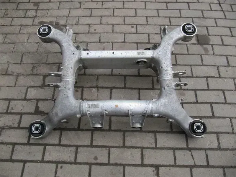 BMW 5 Series F07 GT F10 F11 F18 F06 F12 axle frame rear axle 6799103 rear subframe