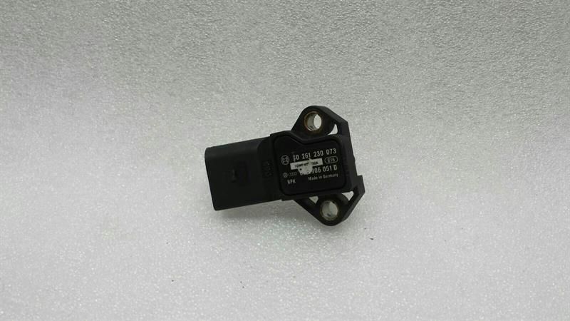 VW Golf Map Sensor 038906051D Intake Temperature Sensor 2010 GTI CCZ 2.0