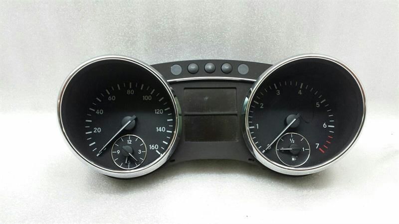 Mercedes R Class W251 Speedometer MPH A2515408047 Instrument Cluster R350 V6
