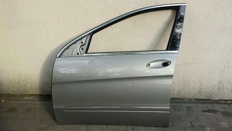 Mercedes R Class W251 door front left A2517200905 left front door