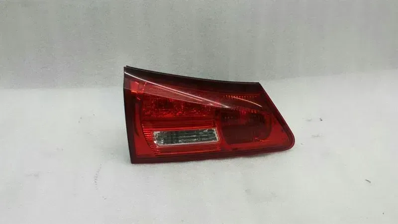Lexus ISF IS II tail light rear right 81581-53061 right rear light mounted