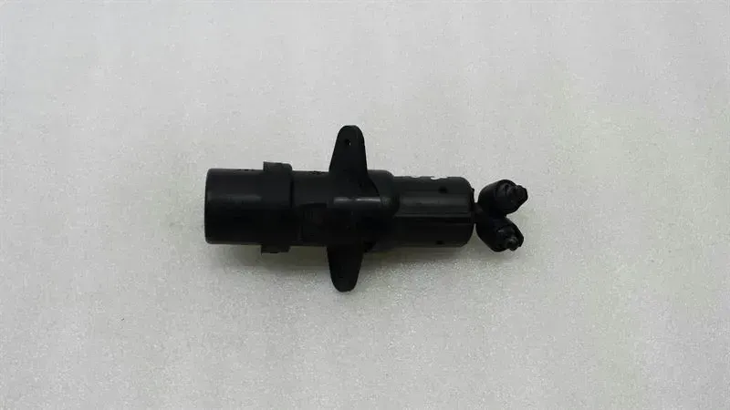 BMW 7 Series E65 Right Washer Jet 7001949 Headlight Washer Nozzle Right