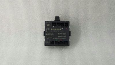 Mercedes C-Class W204 door control unit FRH A2048704426 door control unit front