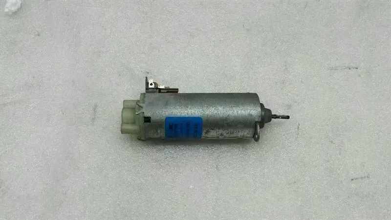 Mercedes S-Class W220 Seat Adjustment Motor A2208201542 Seat Adjustment Motor