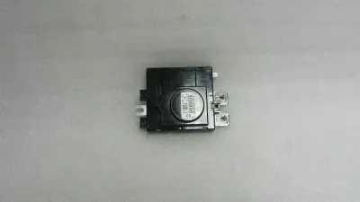 Mercedes C class W204 antenna amplifier A2048702789 control unit amplifier