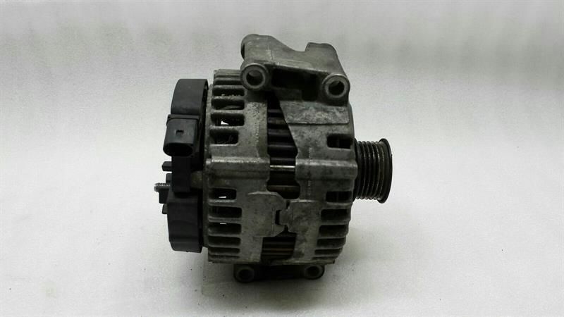 MERCEDES CLS63 AMG Alternator A1561540102 Alternator 180A M156