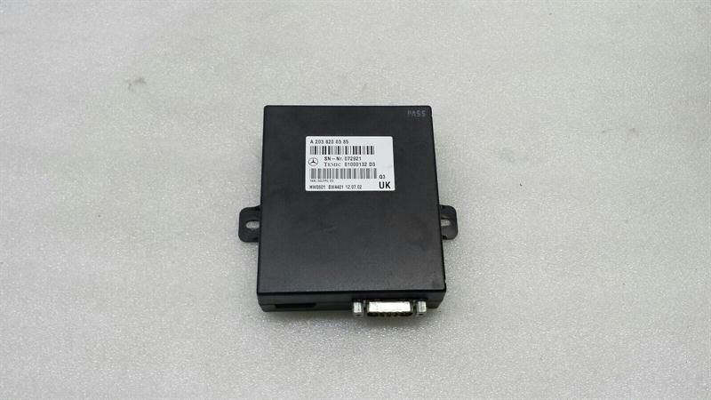 Mercedes W215 electronic module A2038200385 control unit rear phone voice control
