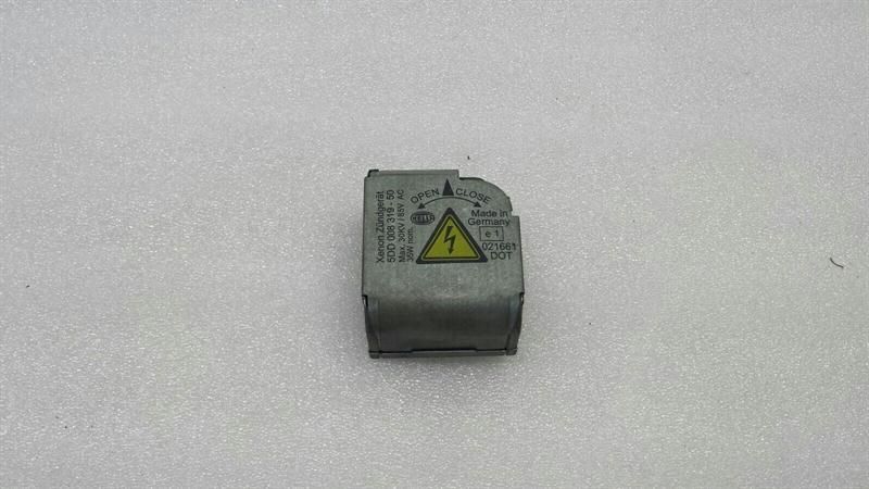 Mercedes S-Class W220 Xenon Bulb Ignitor 5DD008319 Xenon Headlight Igniter