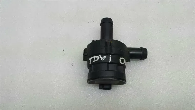 Jaguar XJ6 X350 additional cooling pump R83-18D474-AB coolant pump pump