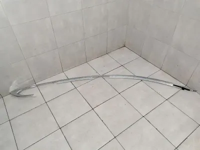 Tesla Model S 90D Right Body Moulding 1039308-00-A Right Chrome Strip