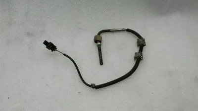 Mercedes E Class W207 Exhaust Gas Temperature Sensor A0081532728 Temperature Sensor M651
